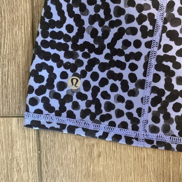 Lululemon Dancing Warrior Animal Print Tank Size 4 - Picture 5 of 6